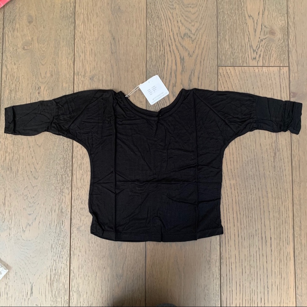 KIDS athletic top